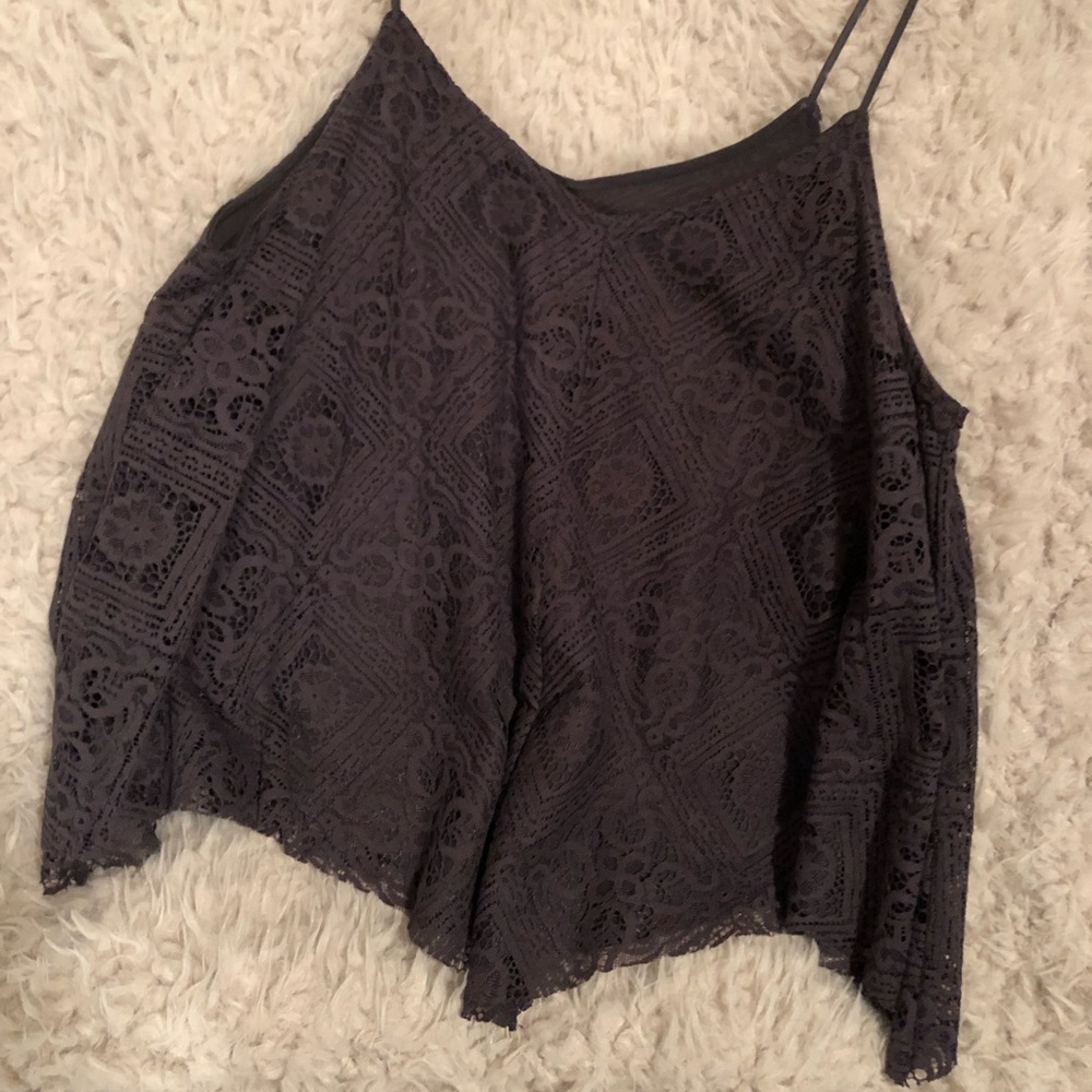 American Eagle grey lace tank top